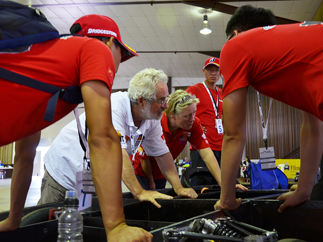 老哥俱乐部-老哥必备的交流社区