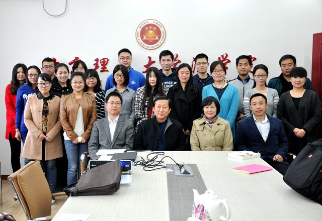 老哥俱乐部-老哥必备的交流社区