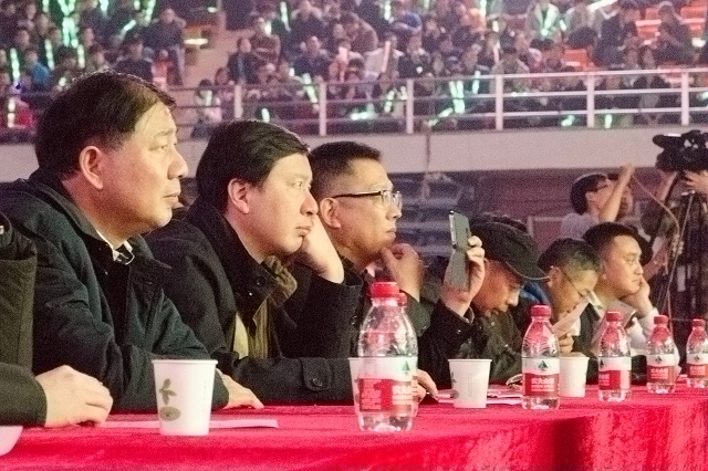 老哥俱乐部-老哥必备的交流社区