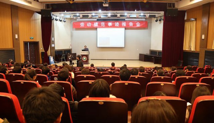 老哥俱乐部-老哥必备的交流社区