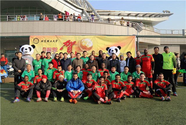 老哥俱乐部-老哥必备的交流社区