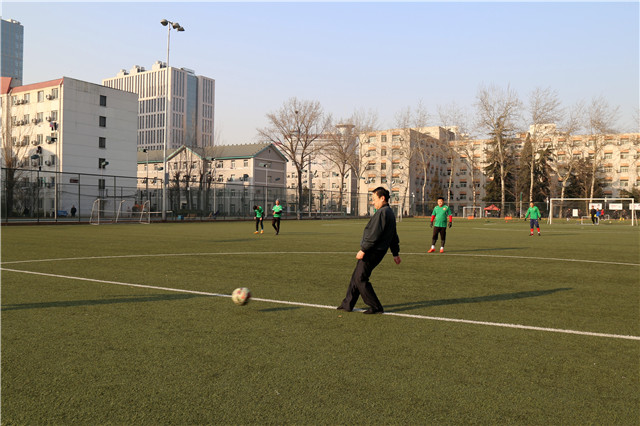 老哥俱乐部-老哥必备的交流社区