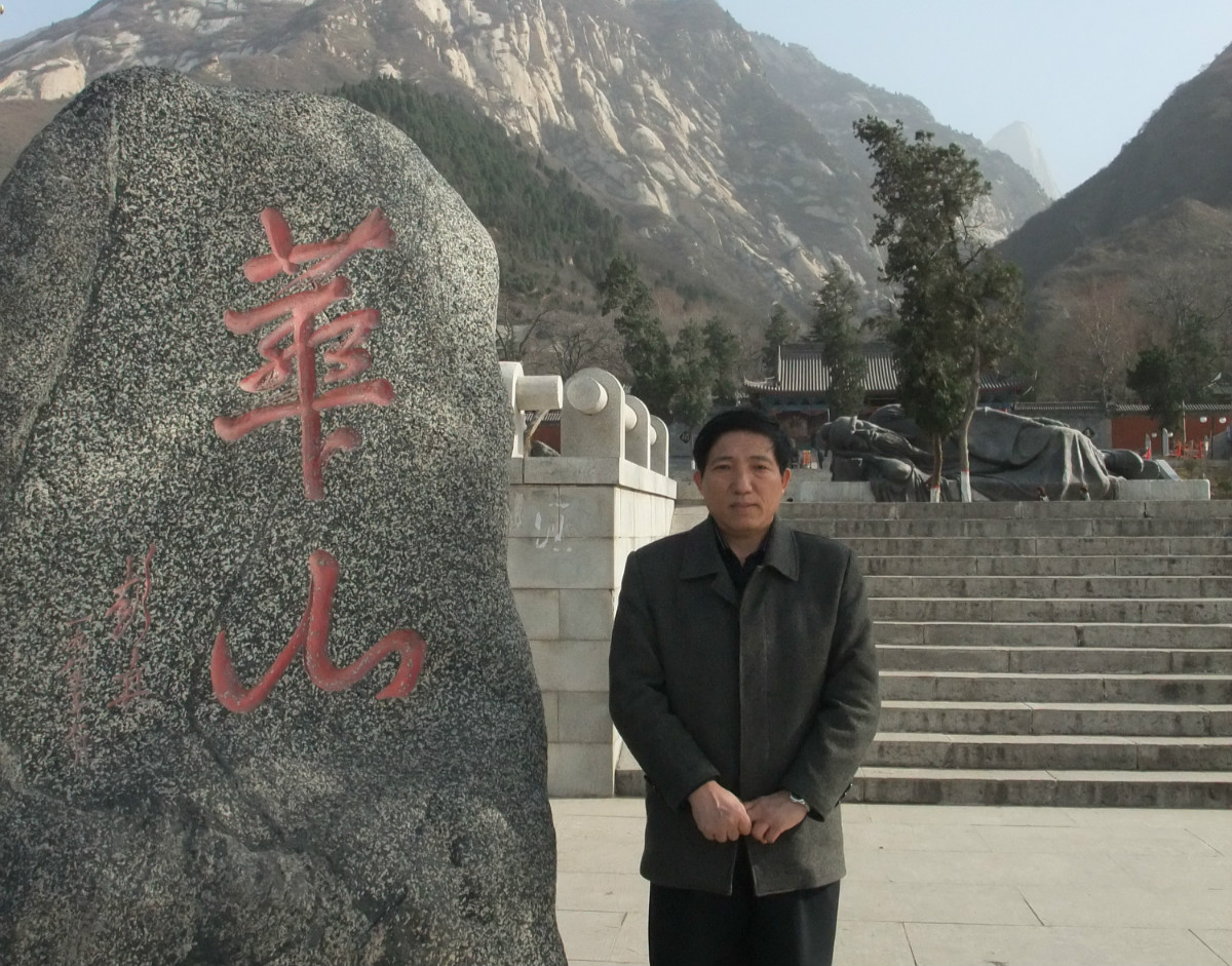 老哥俱乐部-老哥必备的交流社区