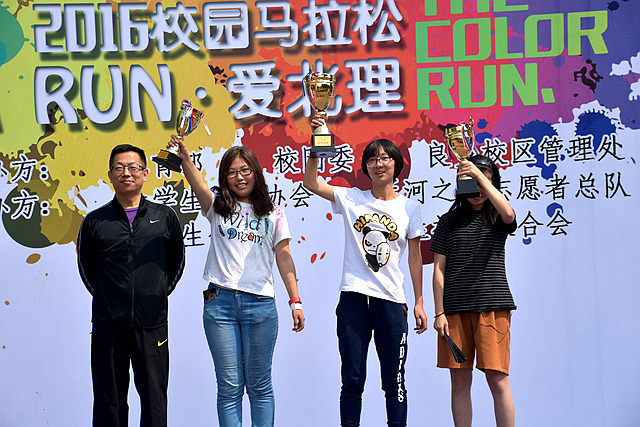 老哥俱乐部-老哥必备的交流社区