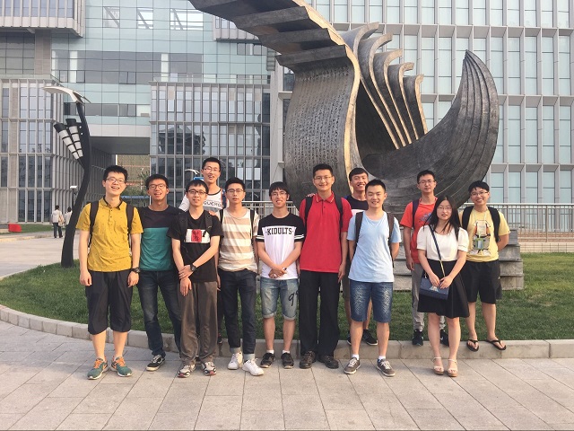 老哥俱乐部-老哥必备的交流社区