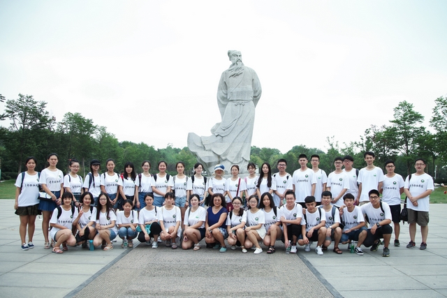 老哥俱乐部-老哥必备的交流社区