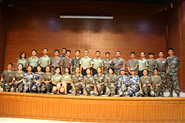 老哥俱乐部-老哥必备的交流社区