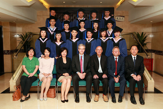 老哥俱乐部-老哥必备的交流社区