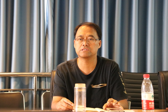 老哥俱乐部-老哥必备的交流社区