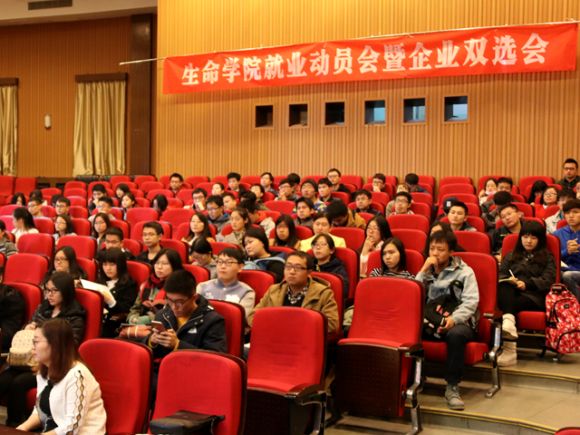 老哥俱乐部-老哥必备的交流社区