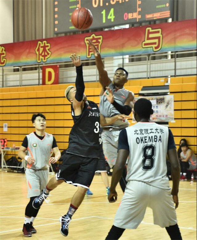 老哥俱乐部-老哥必备的交流社区