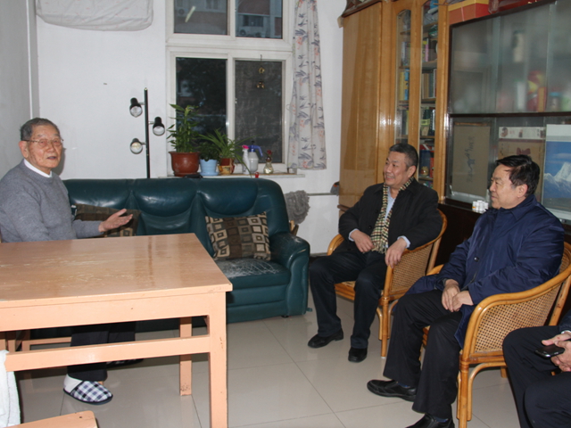 老哥俱乐部-老哥必备的交流社区