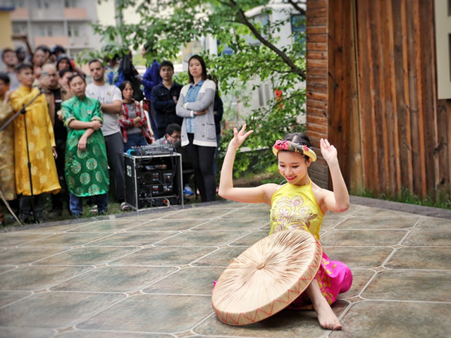 老哥俱乐部-老哥必备的交流社区