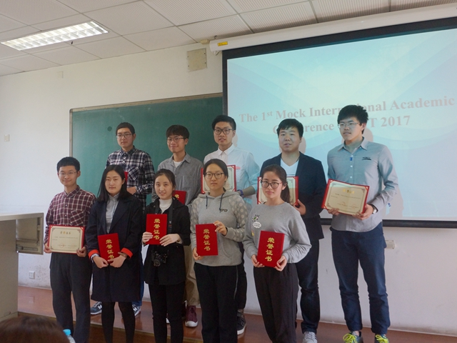 老哥俱乐部-老哥必备的交流社区