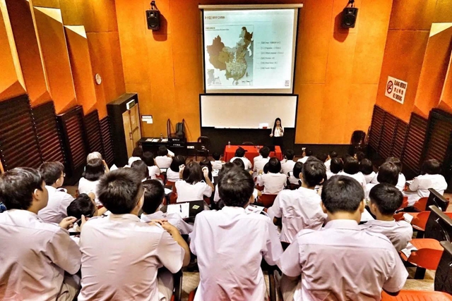 老哥俱乐部-老哥必备的交流社区