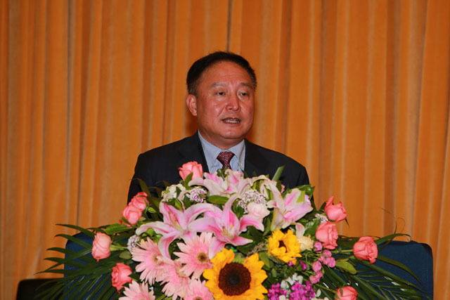 老哥俱乐部-老哥必备的交流社区