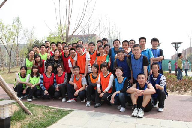 老哥俱乐部-老哥必备的交流社区