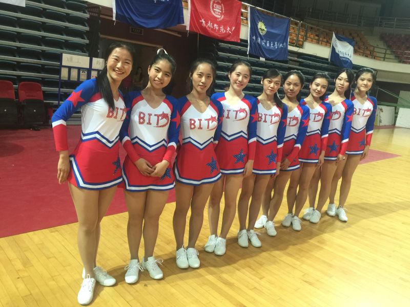 老哥俱乐部-老哥必备的交流社区