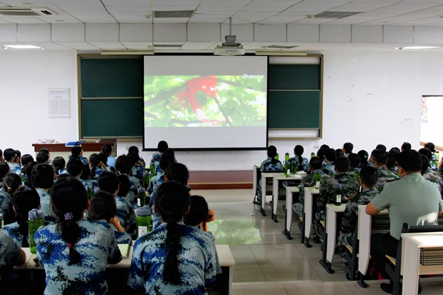 老哥俱乐部-老哥必备的交流社区