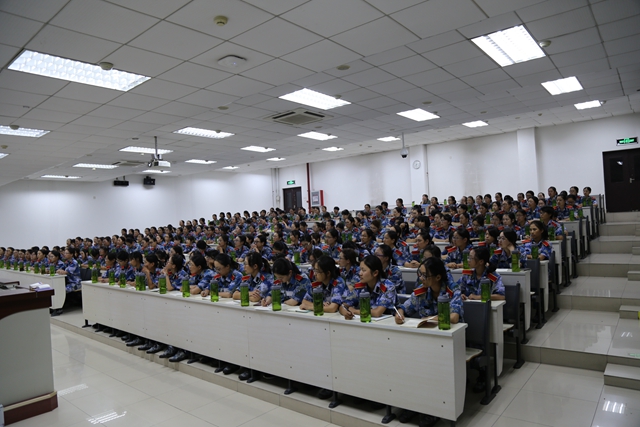 老哥俱乐部-老哥必备的交流社区