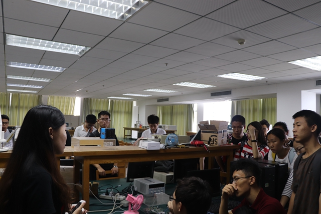 老哥俱乐部-老哥必备的交流社区