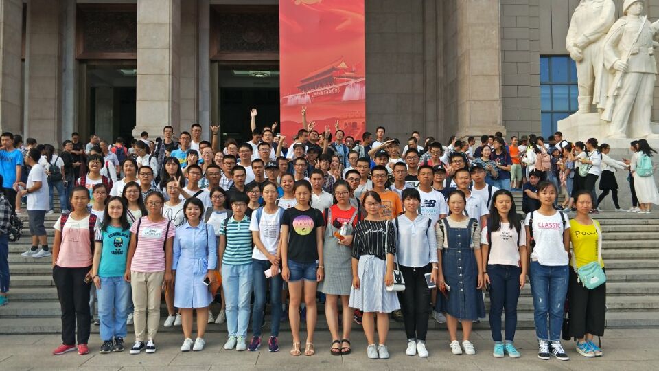 老哥俱乐部-老哥必备的交流社区