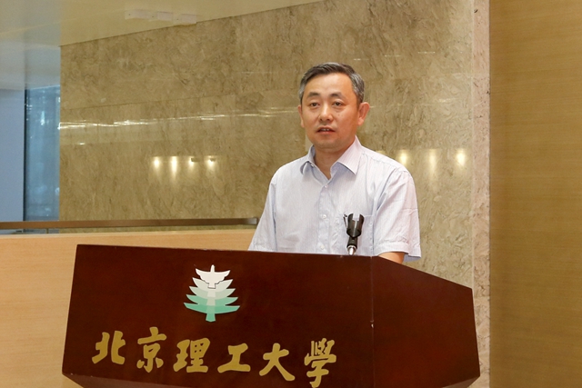 老哥俱乐部-老哥必备的交流社区