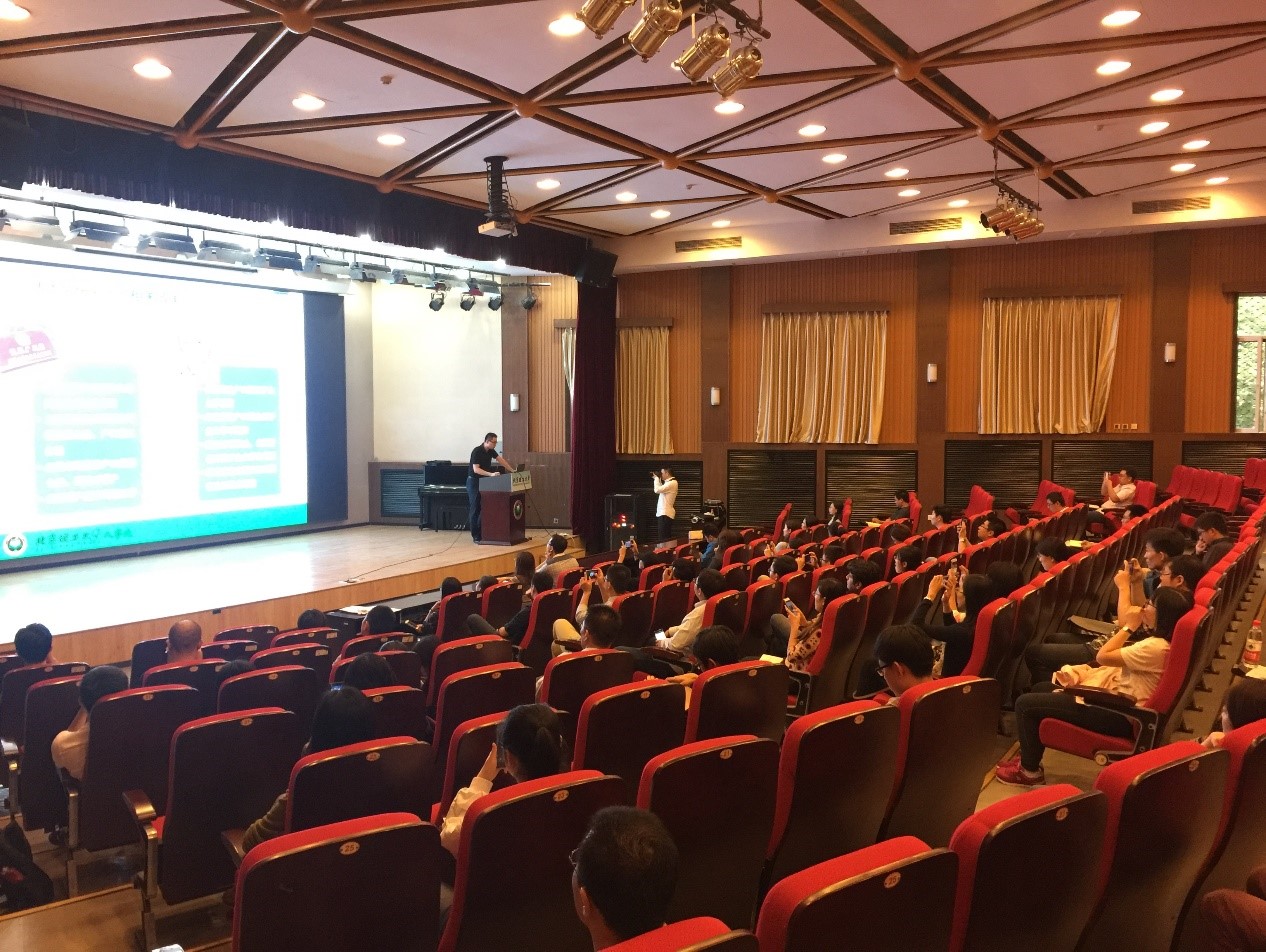 老哥俱乐部-老哥必备的交流社区