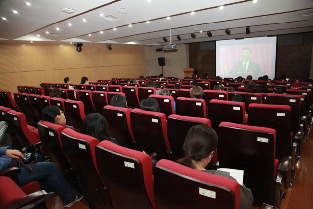 老哥俱乐部-老哥必备的交流社区