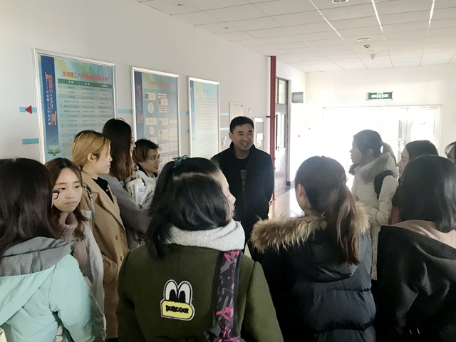 老哥俱乐部-老哥必备的交流社区