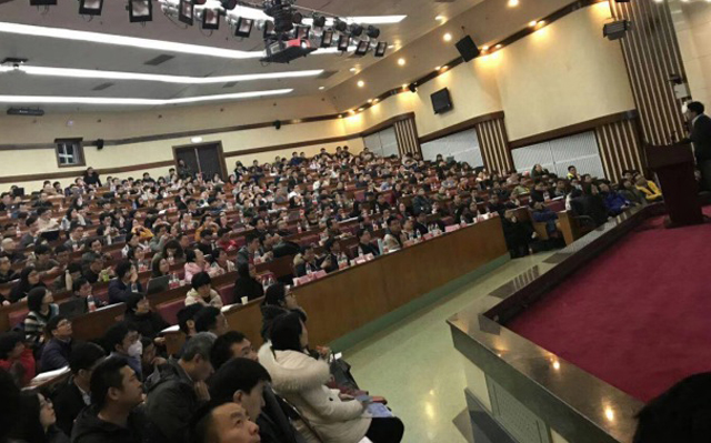 老哥俱乐部-老哥必备的交流社区