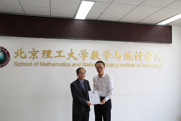 老哥俱乐部-老哥必备的交流社区