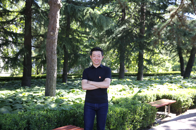 老哥俱乐部-老哥必备的交流社区