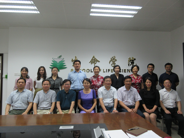 老哥俱乐部-老哥必备的交流社区