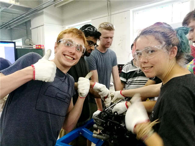 老哥俱乐部-老哥必备的交流社区