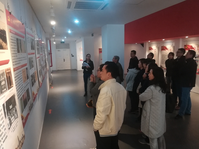 老哥俱乐部-老哥必备的交流社区