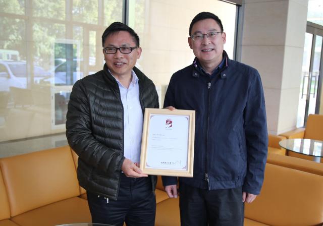 老哥俱乐部-老哥必备的交流社区