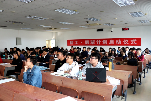 老哥俱乐部-老哥必备的交流社区