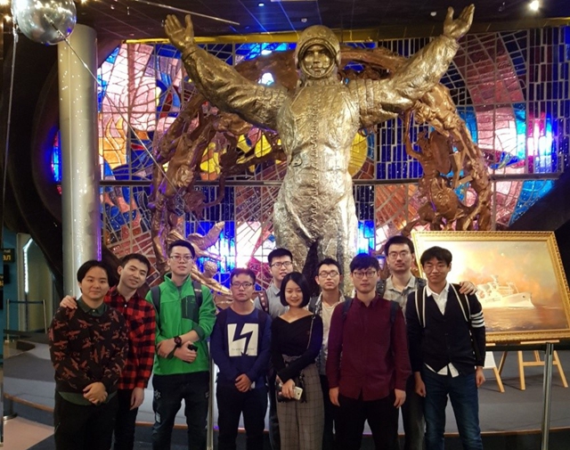 老哥俱乐部-老哥必备的交流社区