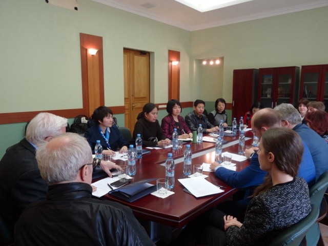 老哥俱乐部-老哥必备的交流社区