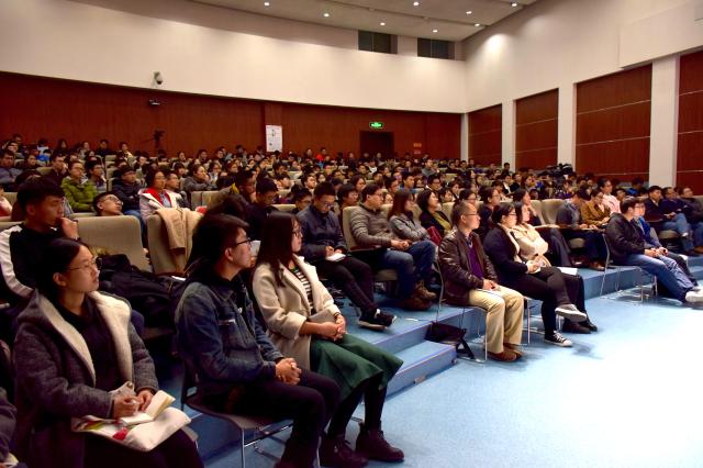 老哥俱乐部-老哥必备的交流社区