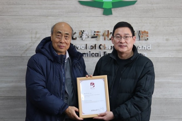 老哥俱乐部-老哥必备的交流社区