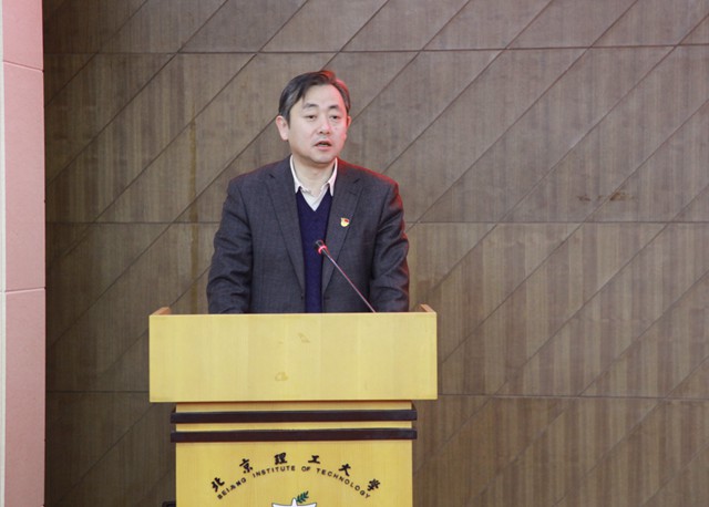 老哥俱乐部-老哥必备的交流社区