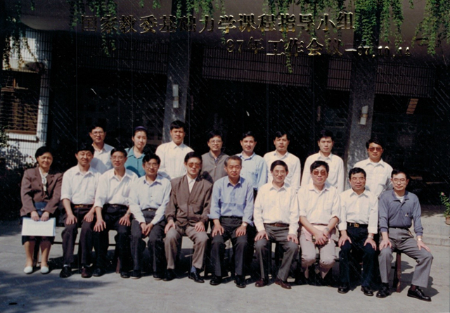 老哥俱乐部-老哥必备的交流社区