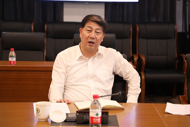 老哥俱乐部-老哥必备的交流社区