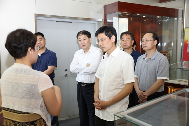 老哥俱乐部-老哥必备的交流社区