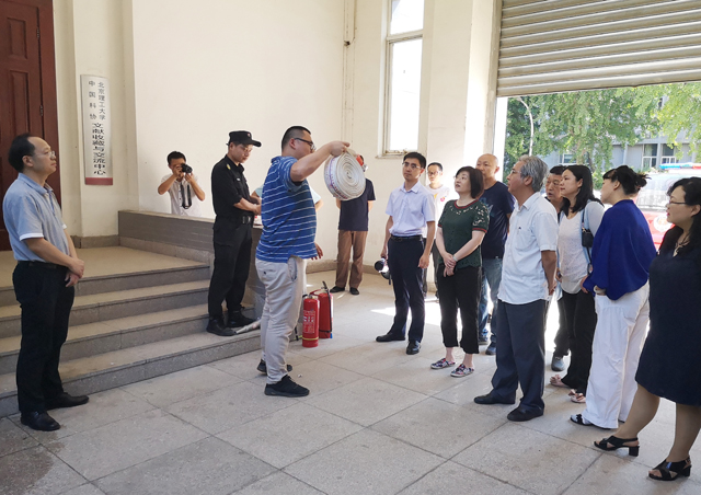 老哥俱乐部-老哥必备的交流社区