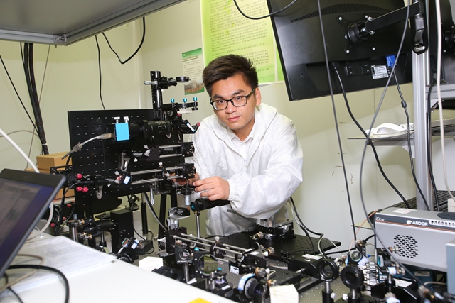 老哥俱乐部-老哥必备的交流社区