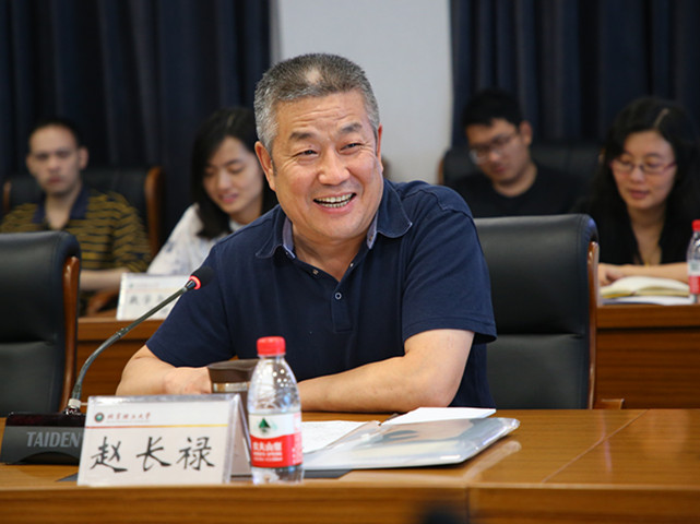 老哥俱乐部-老哥必备的交流社区