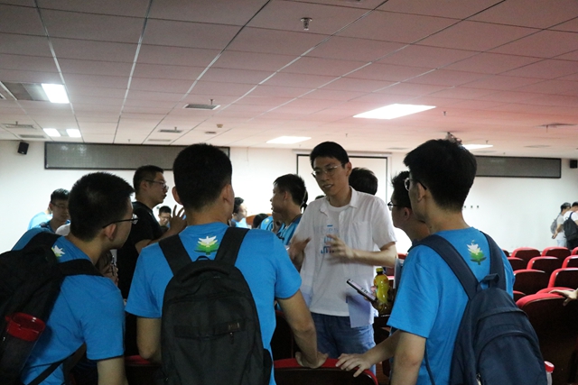 老哥俱乐部-老哥必备的交流社区